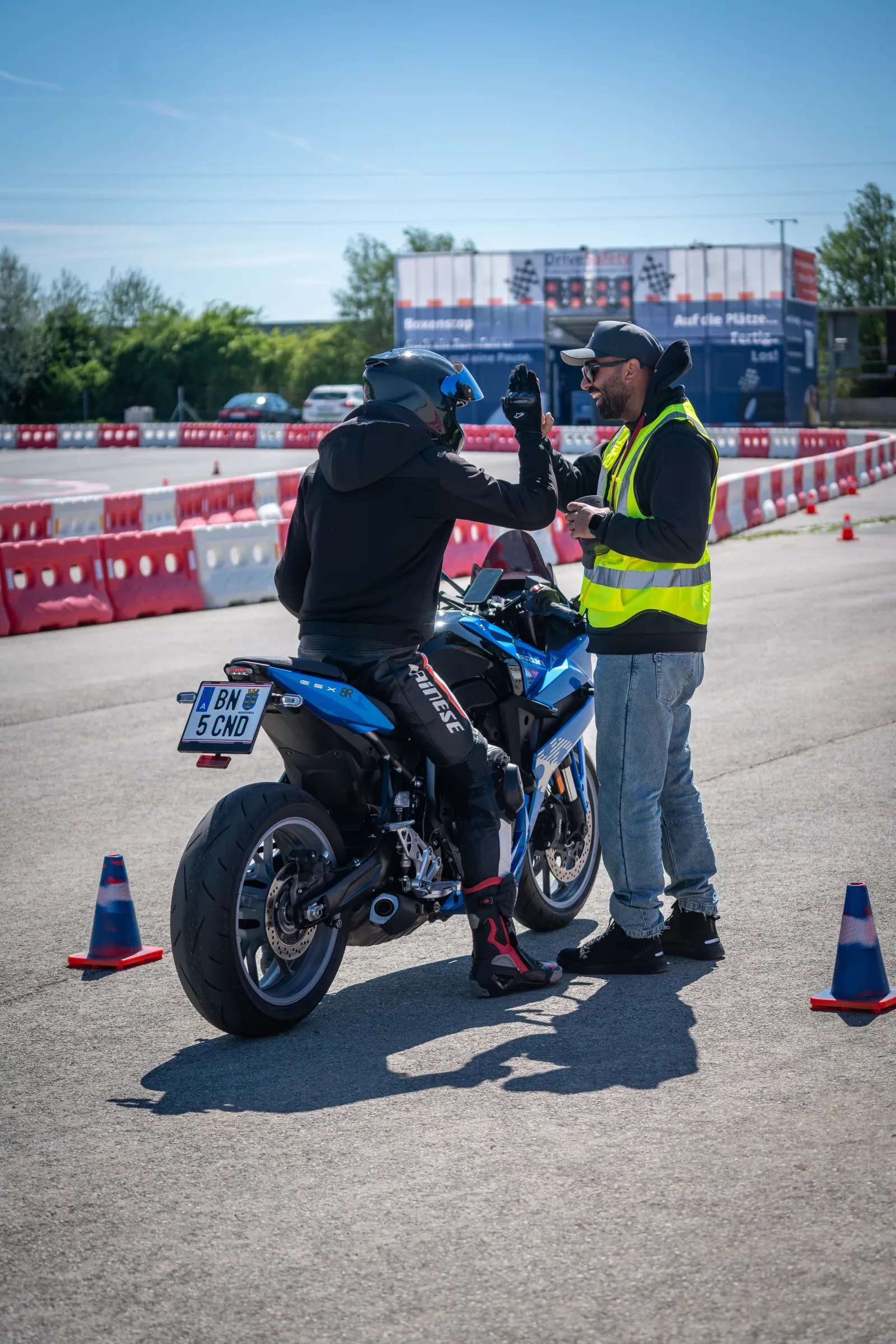 Fahrsicherheitstraining Motorrad auf der Trainingsstrecke in Münchendorf